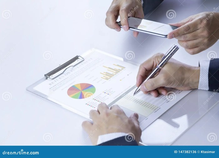 Financial statement analysis and the prediction of stock returns